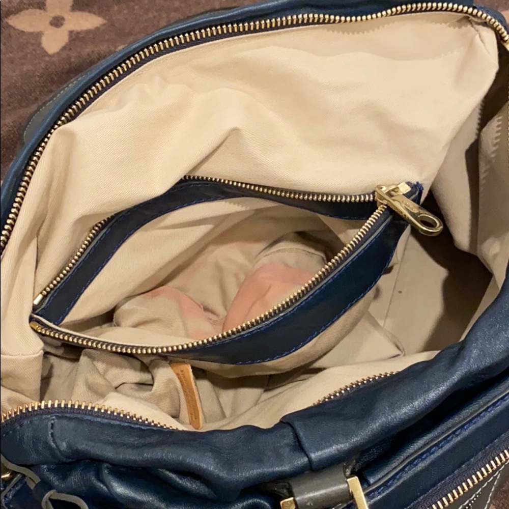 Chloe tote - Picture 7 of 8
